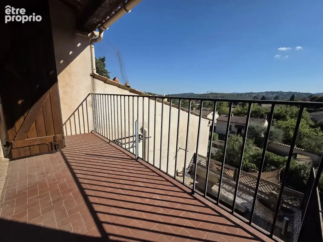 Appartement à PEYMEINADE