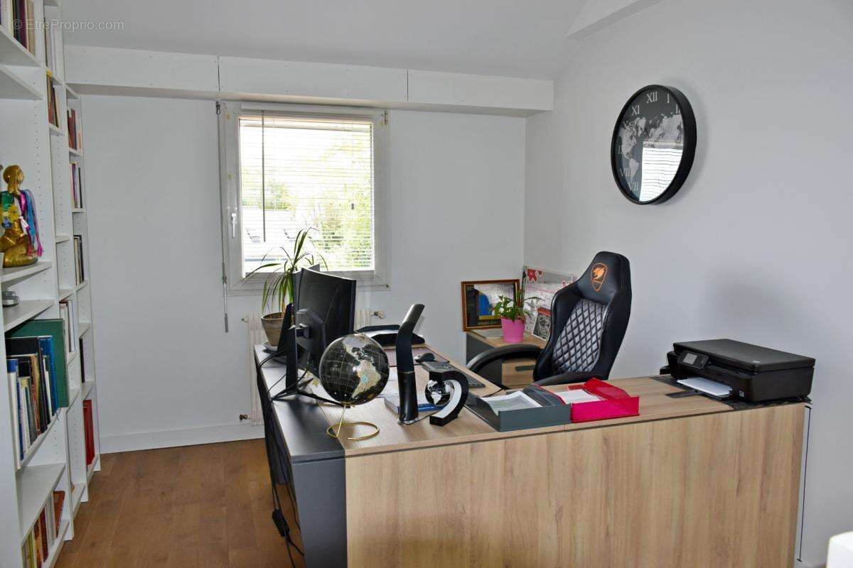 Maison à vendre 6 pièces PLESCOP (56) - photo 9