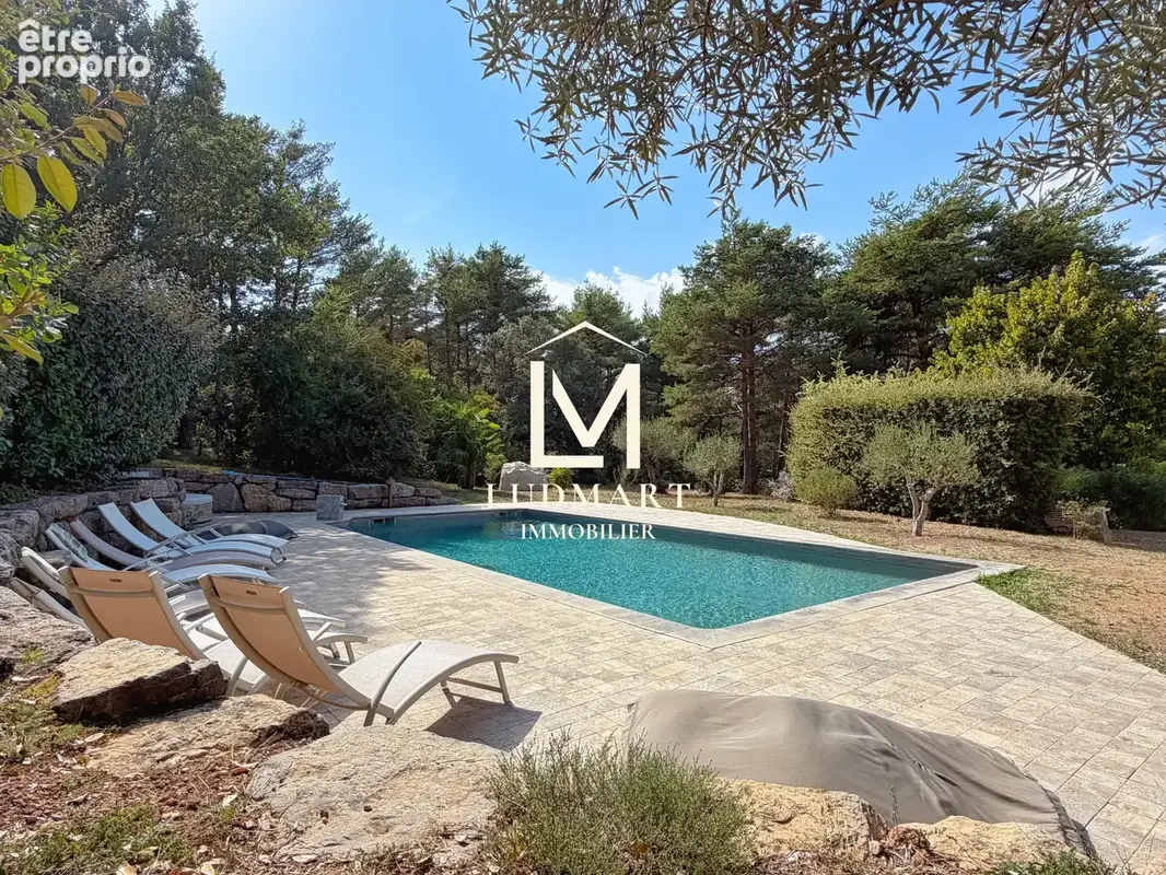 Bastide provençale avec piscine au cœur du Domaine Saint-Pierre de Tourtour - photo 12