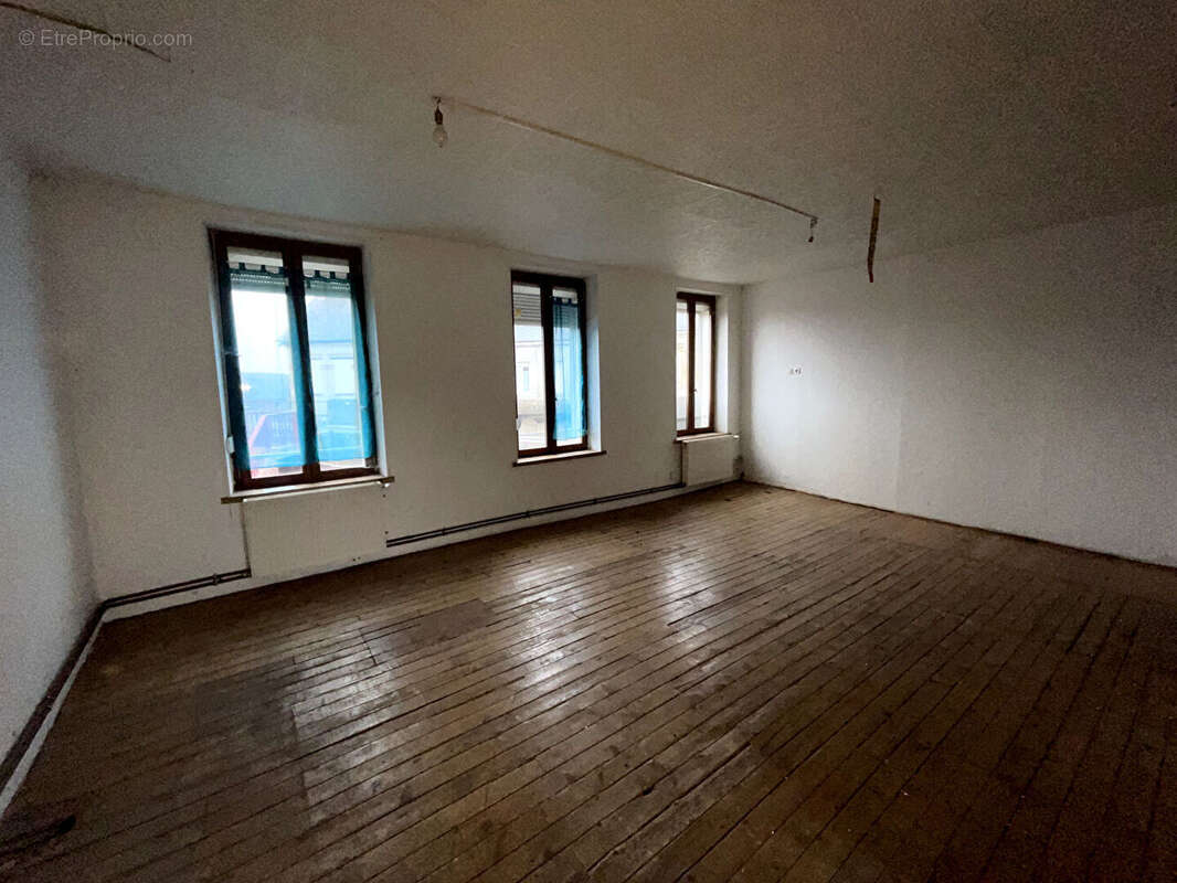 Appartement à ETREUX