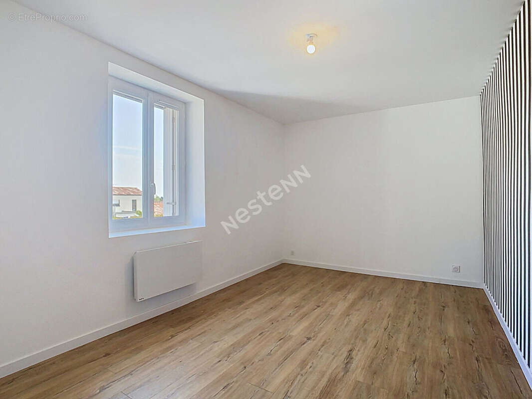 Maison familiale entièrement rénovée - 4 chambres - Hyper-centre de Vallet - photo 12