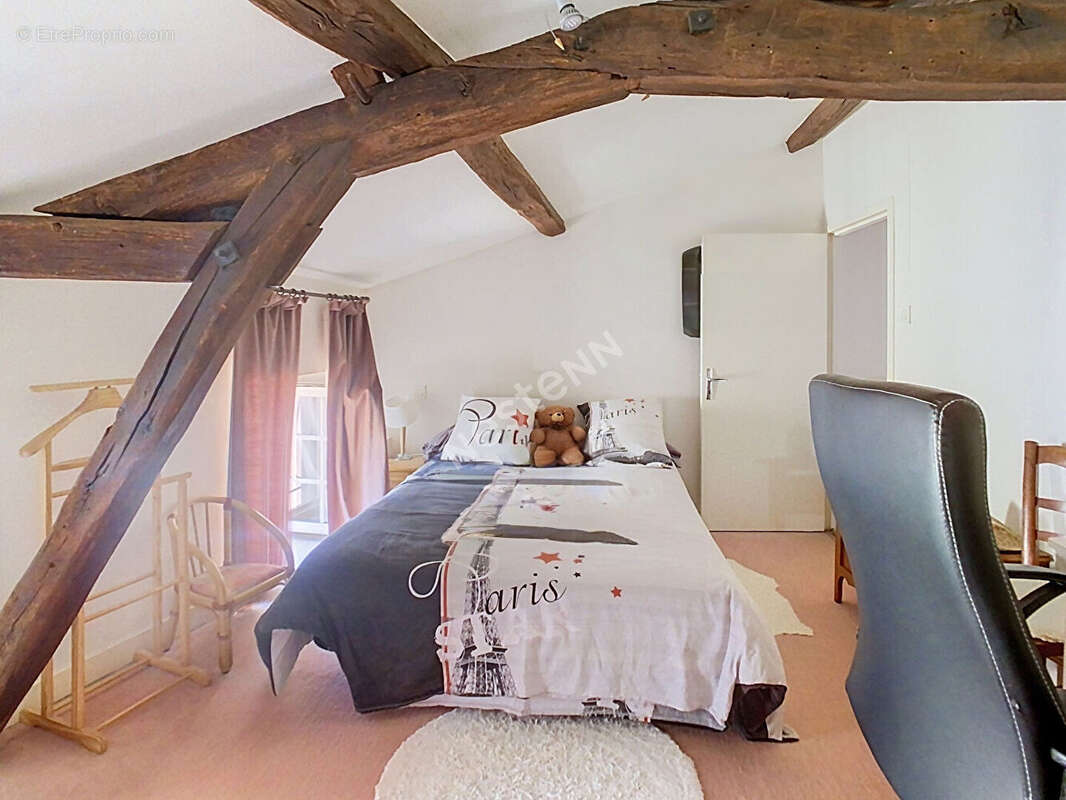 Maison Sevremoine 7 pièce(s) 145 m2 - photo 9