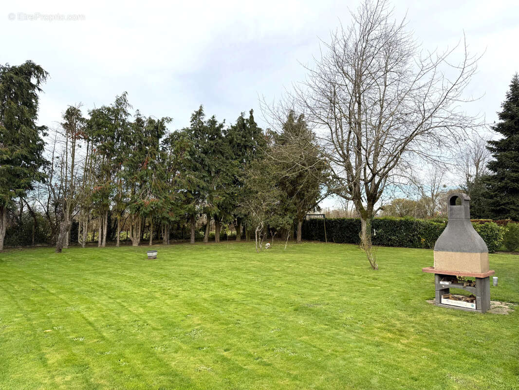 Maison à CHATEAUNEUF-EN-THYMERAIS