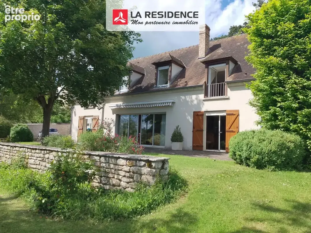 Maison 203 m² à Saint-Gervais  - photo 2