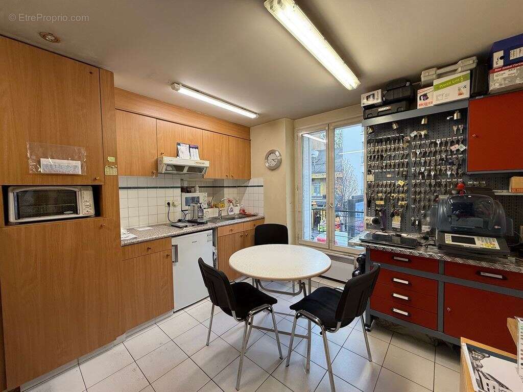 Appartement à PARIS-20E