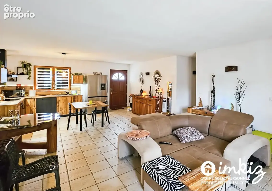 Maison de 2021, 3 chambres, avec piscine - photo 4