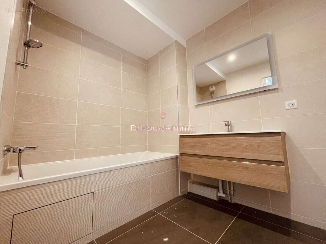 Appartement 34 m² à Issy-Les-Moulineaux  - photo 3