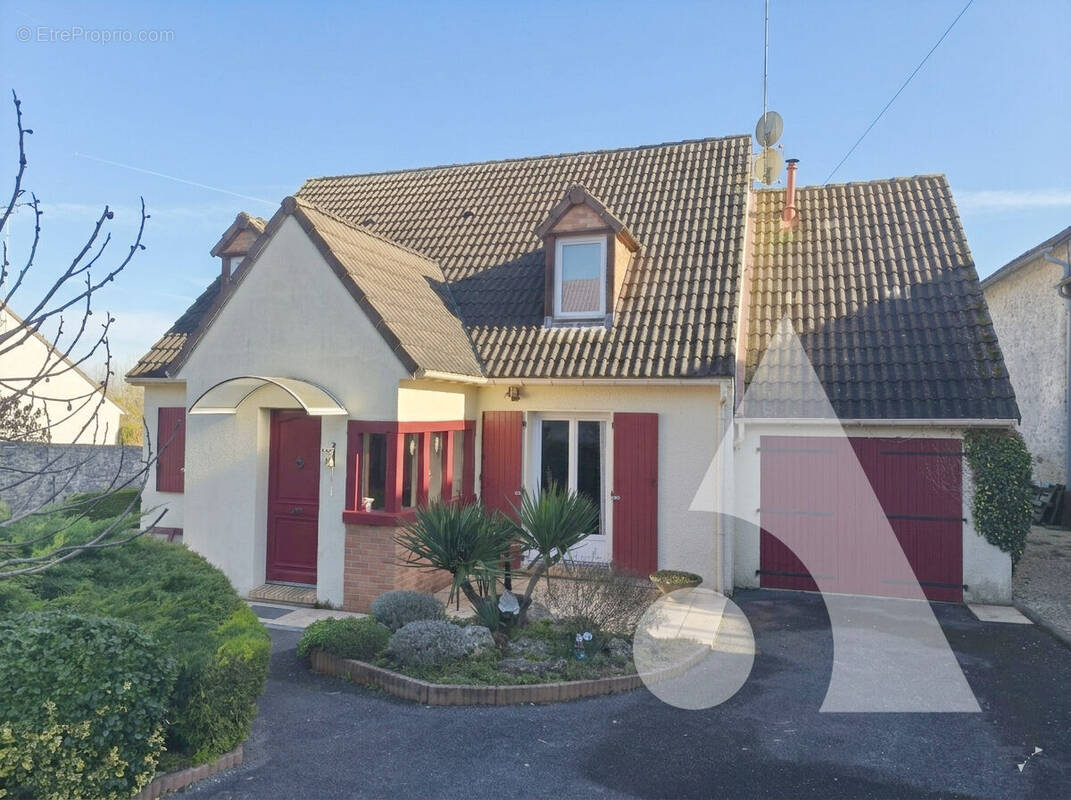 Maison à CREPY-EN-VALOIS