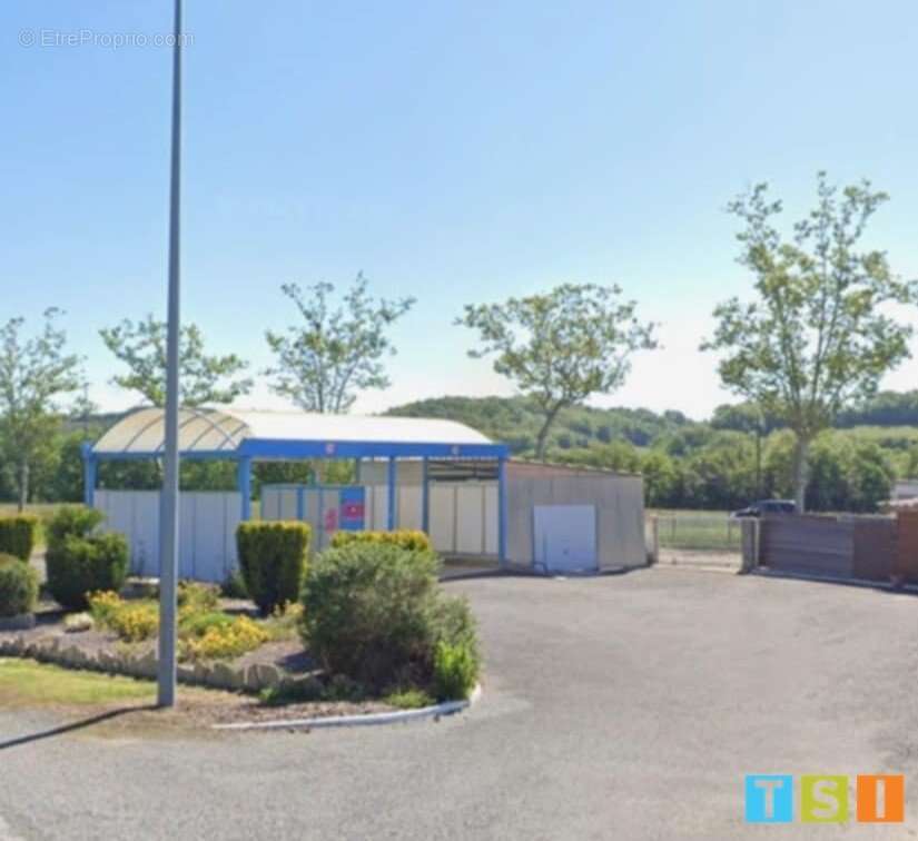 Commerce à BOULOGNE-SUR-GESSE