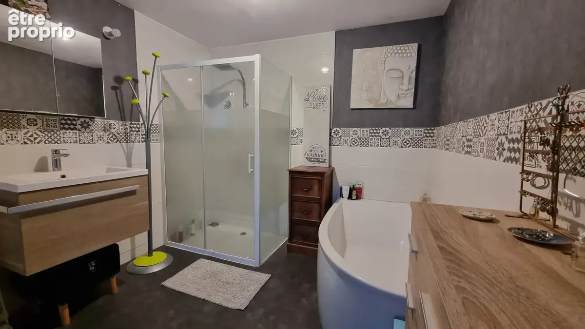 Maison de ville rénovée avec goût   200 m2 au cœur de la cité - photo 12