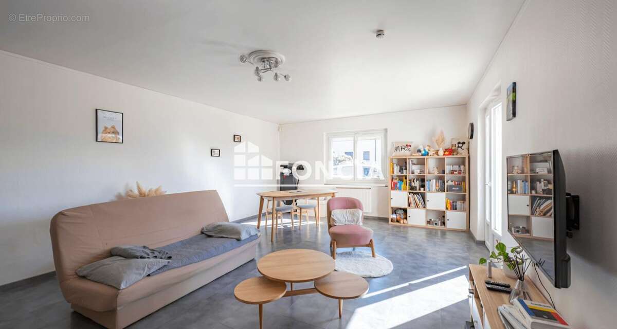 Maison à LE PEAGE-DE-ROUSSILLON