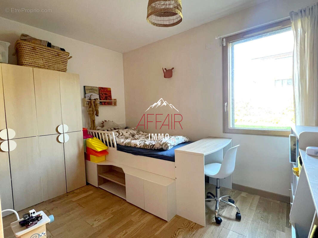 Appartement à NEYDENS