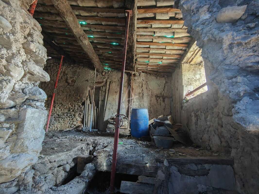 Maison à PUIMOISSON