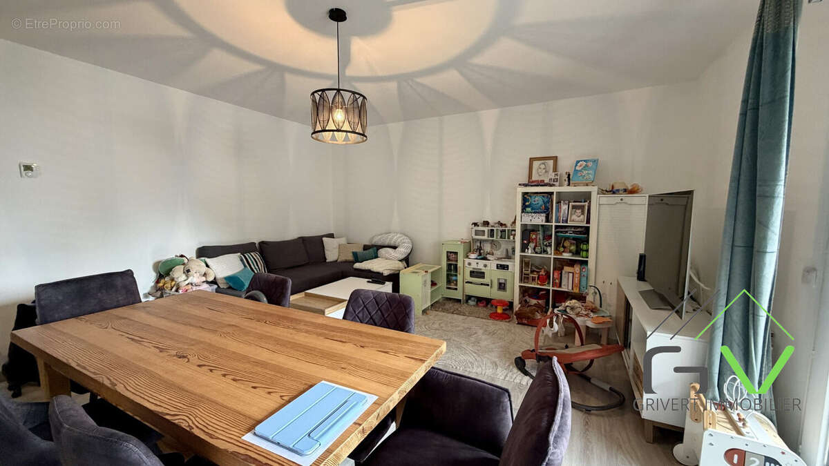 Appartement à NIMES