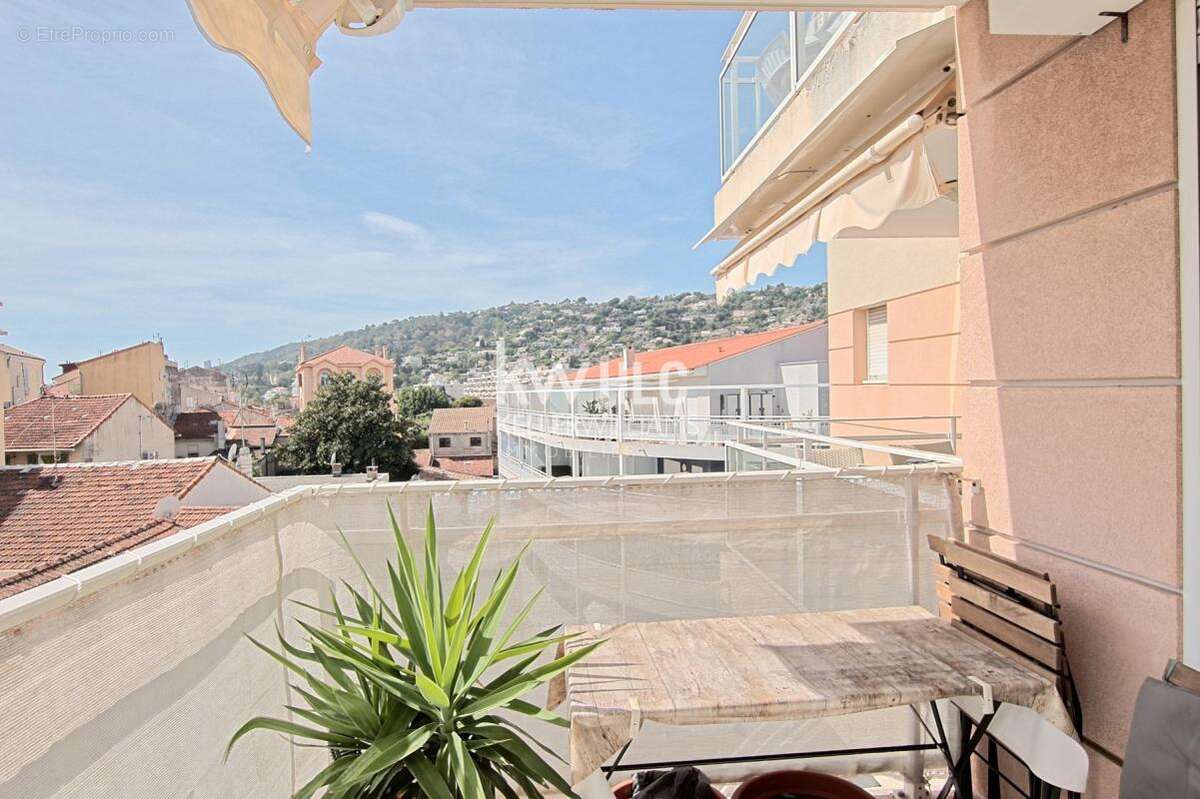 Appartement à VALLAURIS