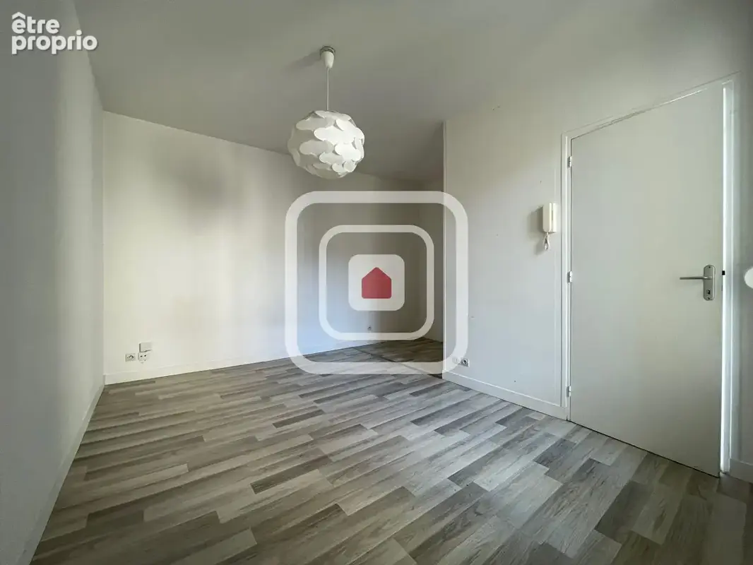 Exclusivite type 2 au 1er etage d'une petite copropriete secteur saint marceaux - photo 1