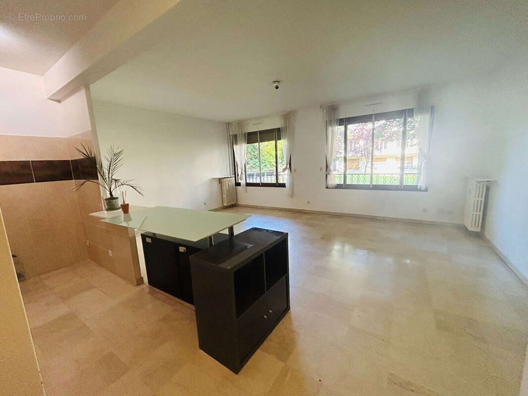 Appartement Nogent Sur Marne 3 pièce(s) 68.46 m2 - photo 2