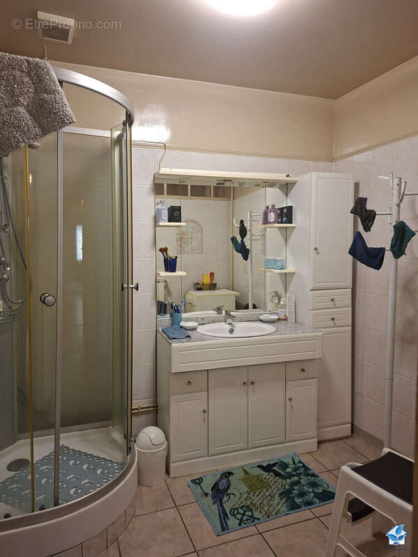 Maison à COSNE-D&#039;ALLIER