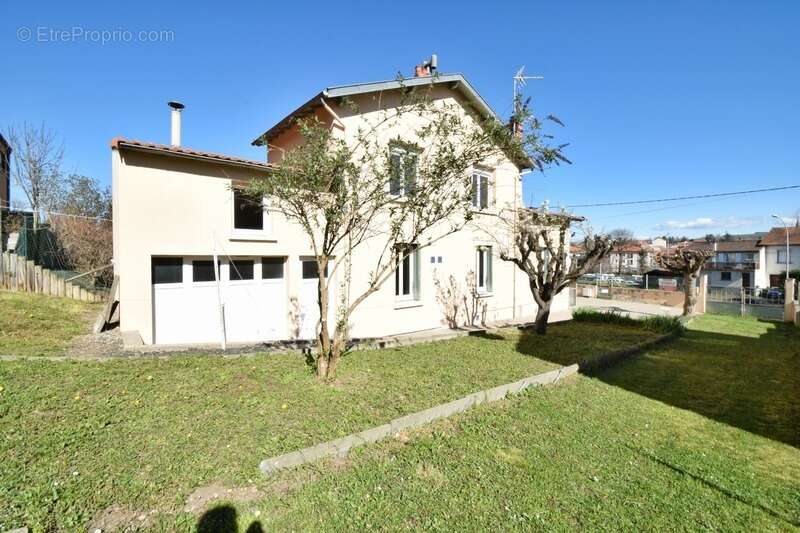 Maison à BILLOM