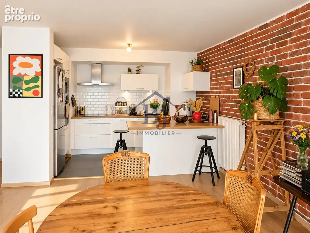 Beau T3 de 76 m2 - Terrasse, garage et parking - Résidence récente - photo 6