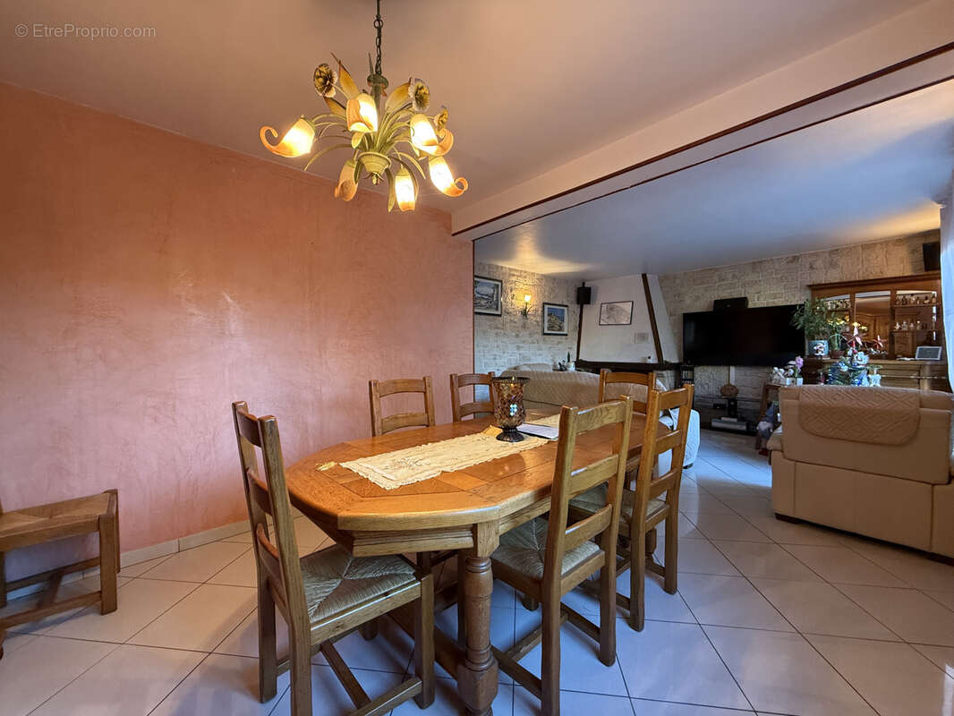 Maison à LE BLANC-MESNIL