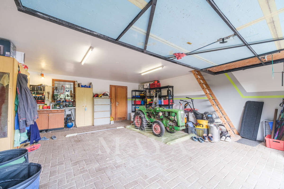 Maison à VILLAGE-NEUF