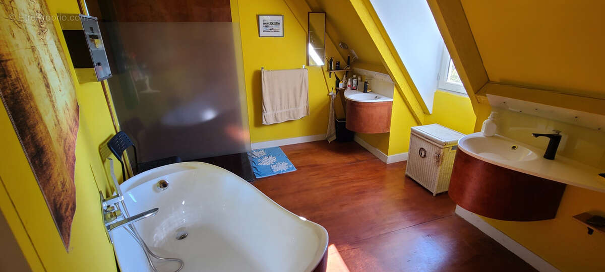 Maison à BRANCEILLES