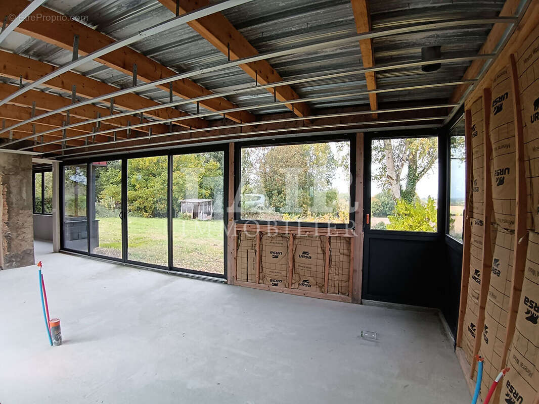 Maison à LE MELE-SUR-SARTHE