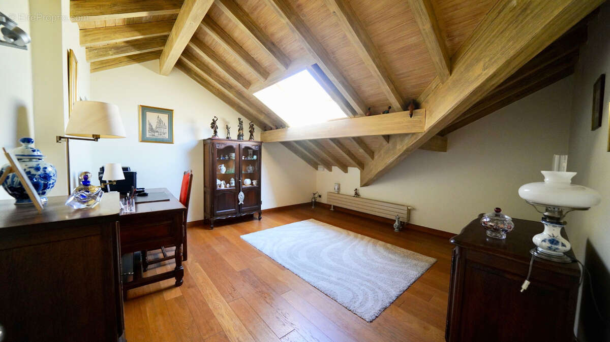 Maison à POISY