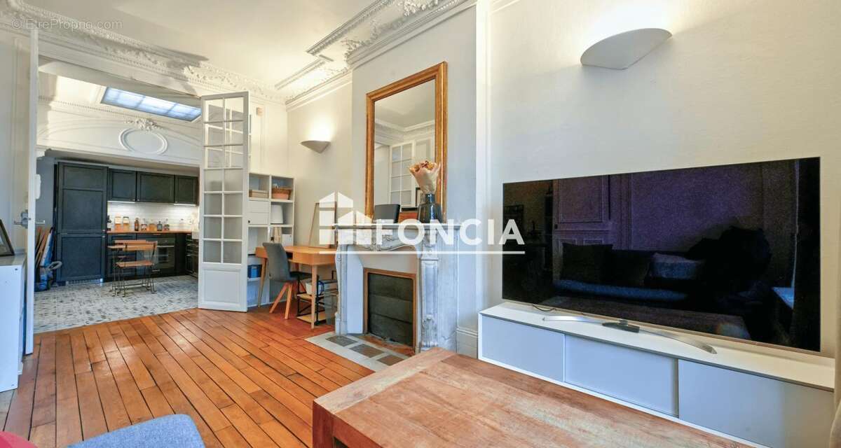 Appartement à VERSAILLES
