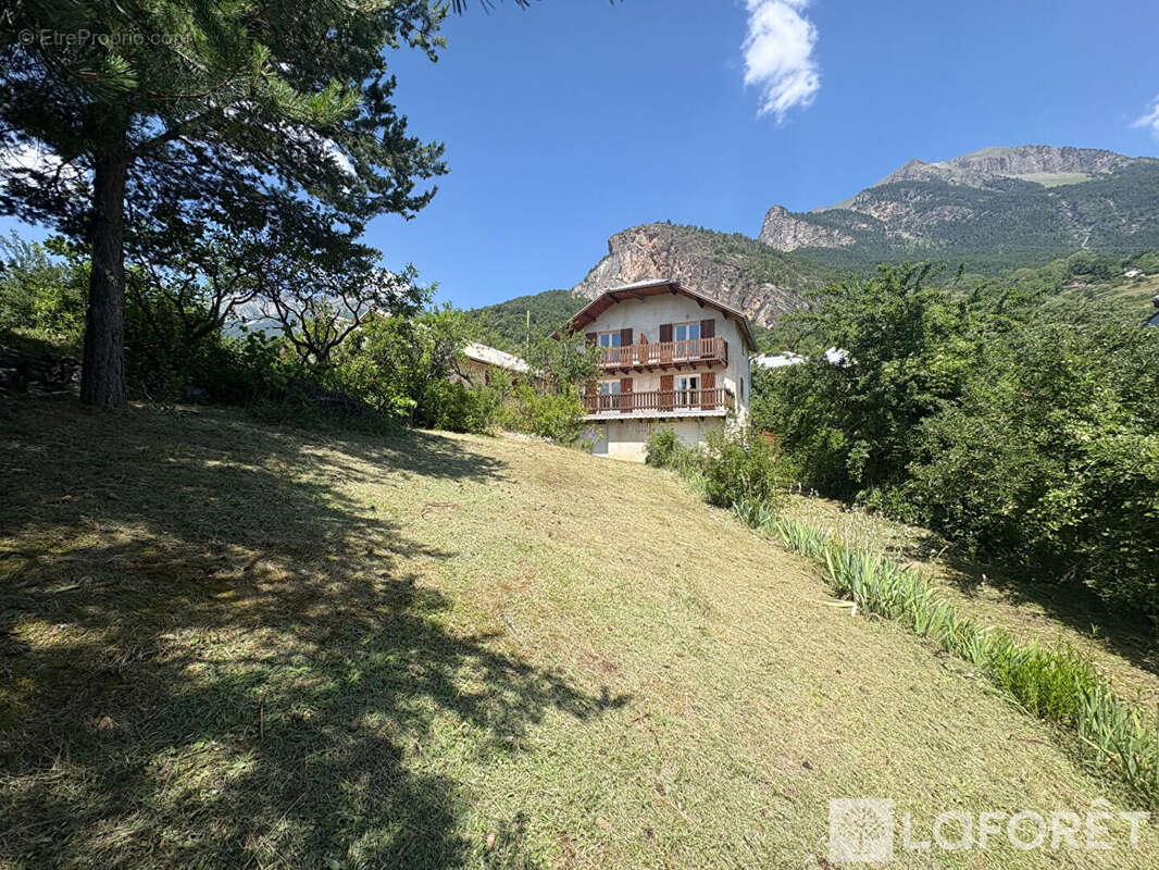 ** maison type 4 - châteauroux-les-alpes -  4 pièces - photo 3