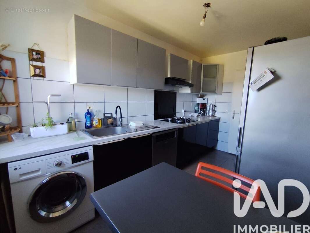 Photo 7 - Appartement à ANDREZIEUX-BOUTHEON