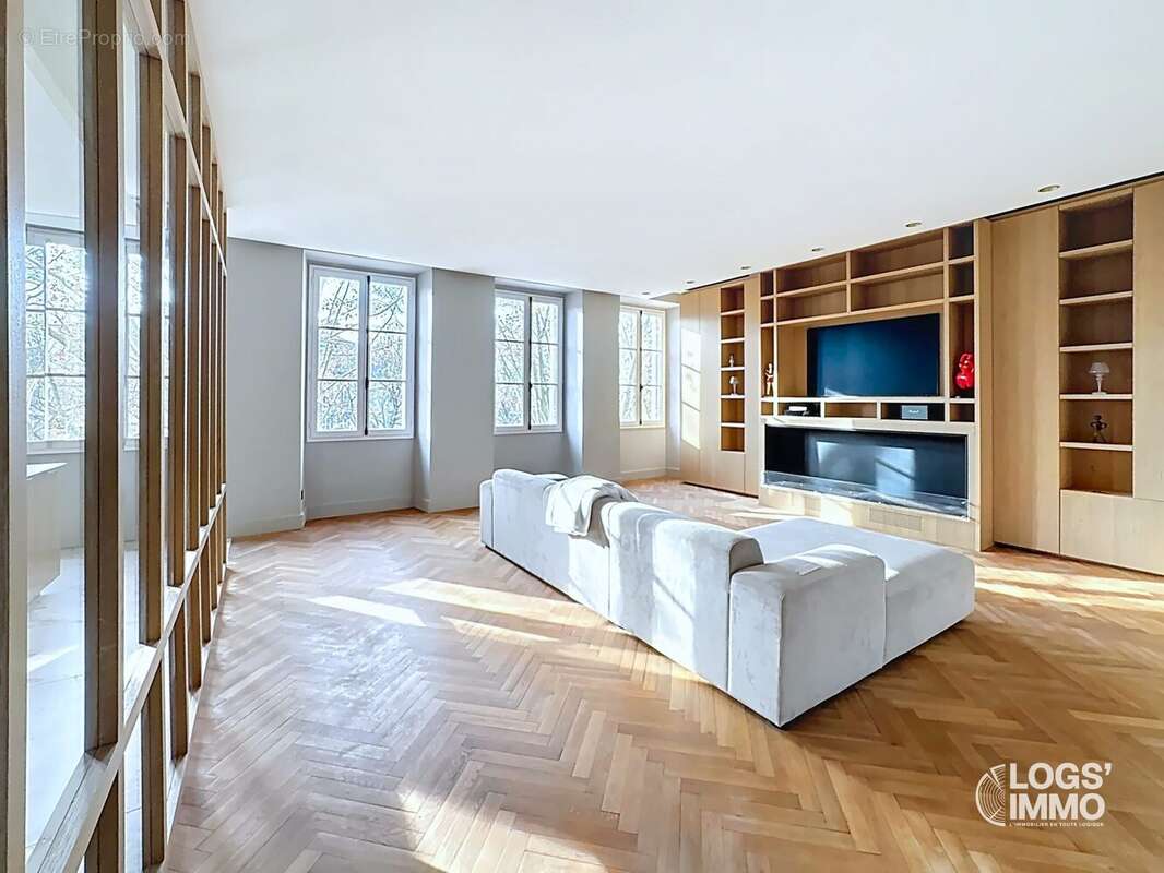 Le séjour comme pièce maîtresse - Appartement à BORDEAUX