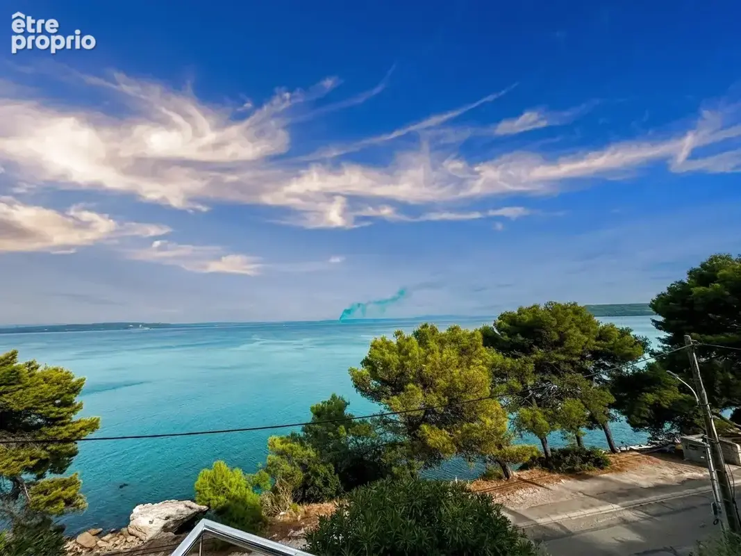 Aux heures claires ; Maison T3/4 avec garage , grande terrasse et superbe vue sur l'etang de berre - photo 5