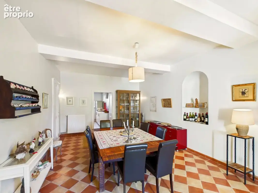 Château proche Saint‑Émilion avec domaine, hébergements indépendants et salle de réception - photo 4