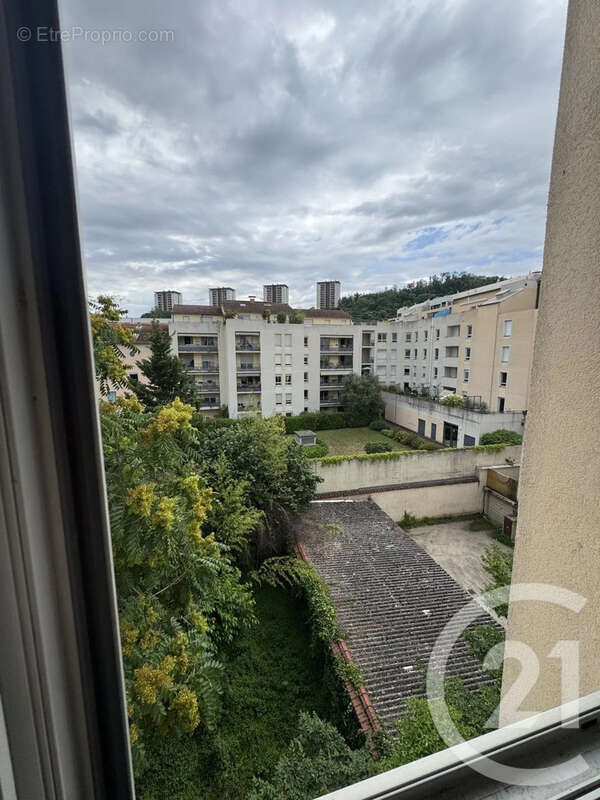 Appartement à LYON-9E