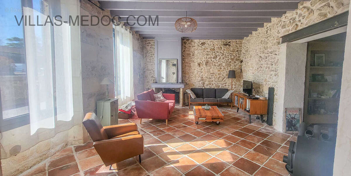 Maison à SAINT-YZANS-DE-MEDOC