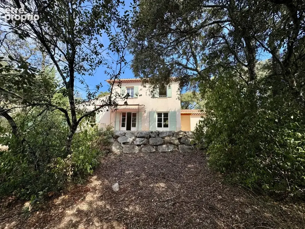 Photo Maison à Venasque au prix de 348 000€