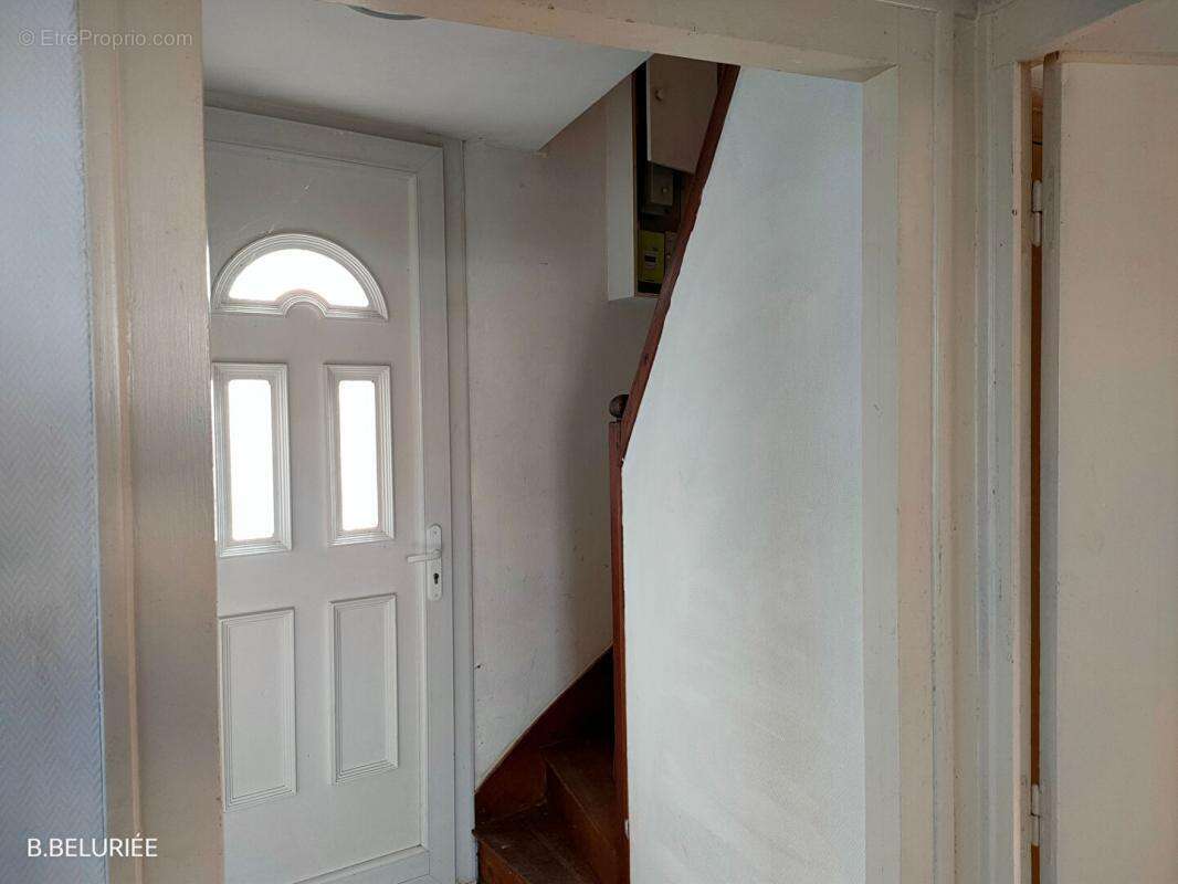 Maison à SAINT-JEAN-D&#039;ANGELY