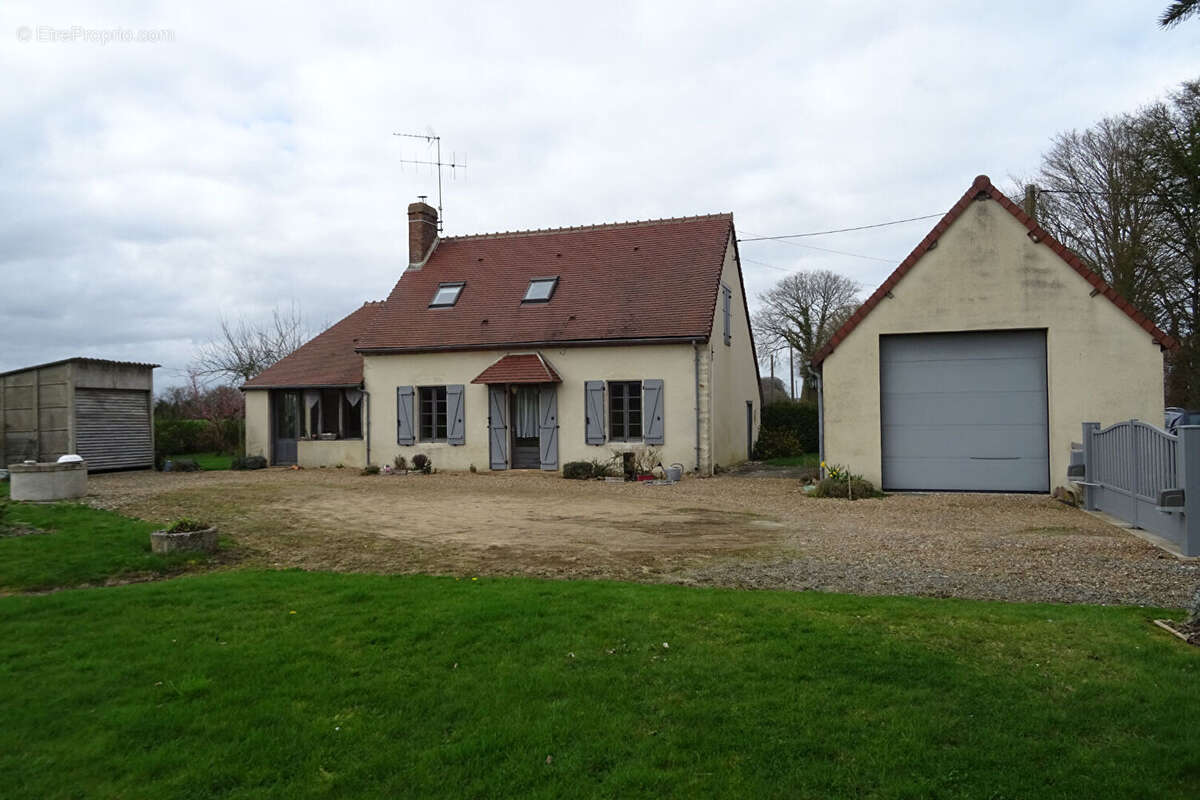 Maison à LA FERTE-BERNARD