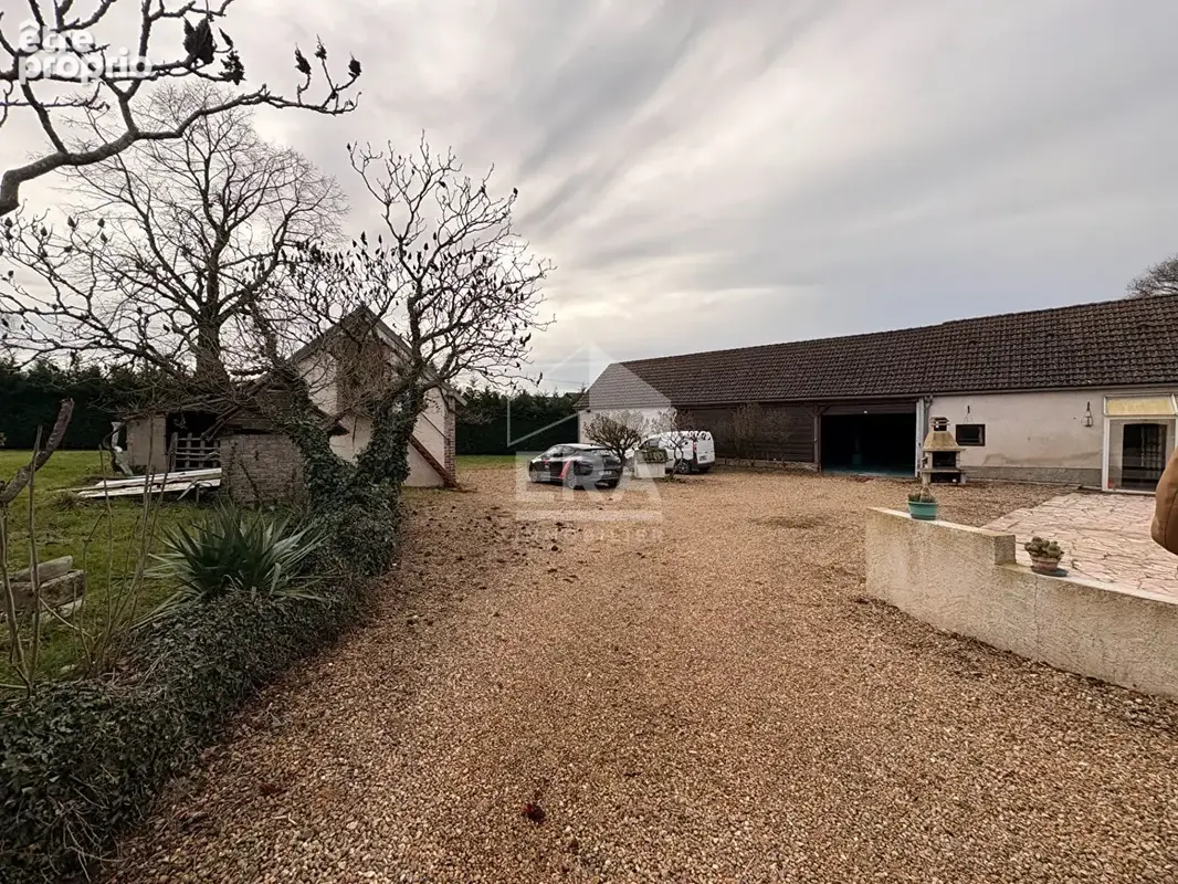 Maison Villaines Sous Luce  - Corps de ferme 175.27 m2 - photo 2