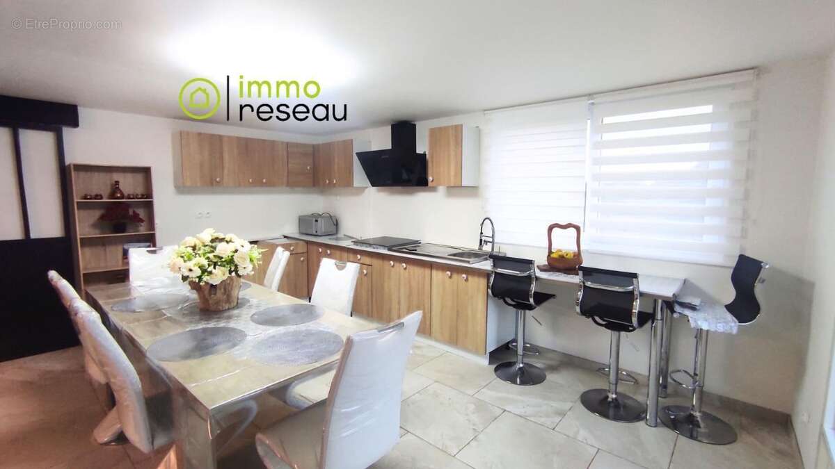Maison 135 m² à Saint-Sebastien-De-Raids  - photo 7