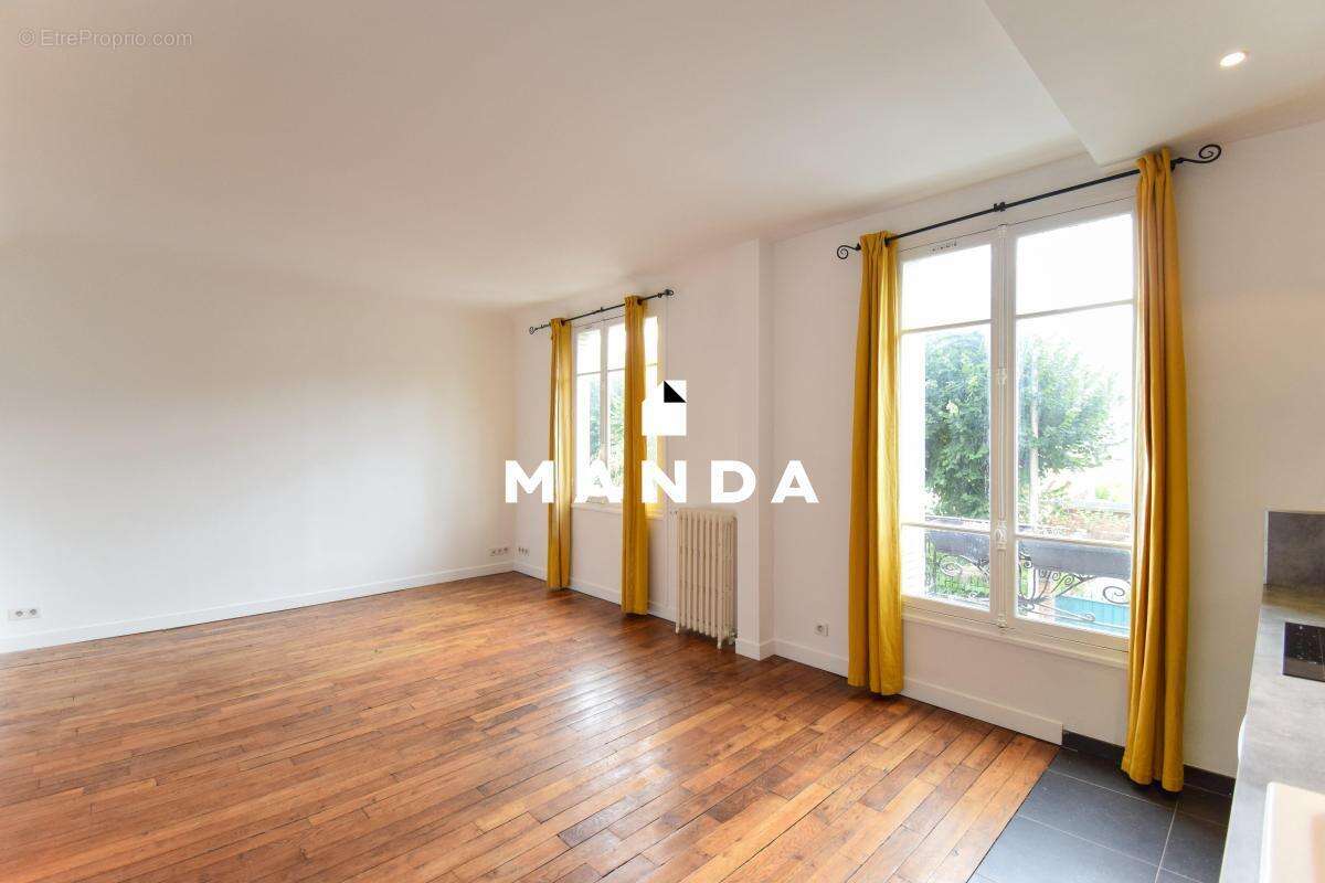 Appartement à BOIS-COLOMBES