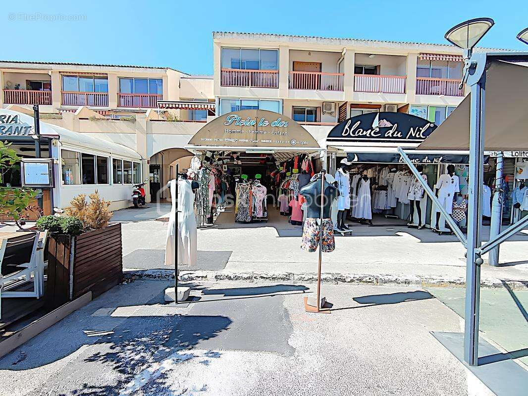 Commerce à LA SEYNE-SUR-MER