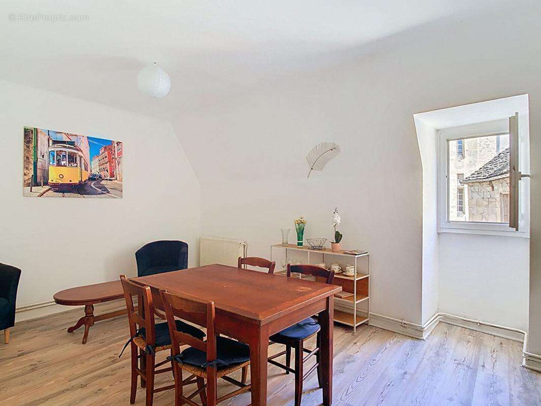 Appartement à SARLAT-LA-CANEDA