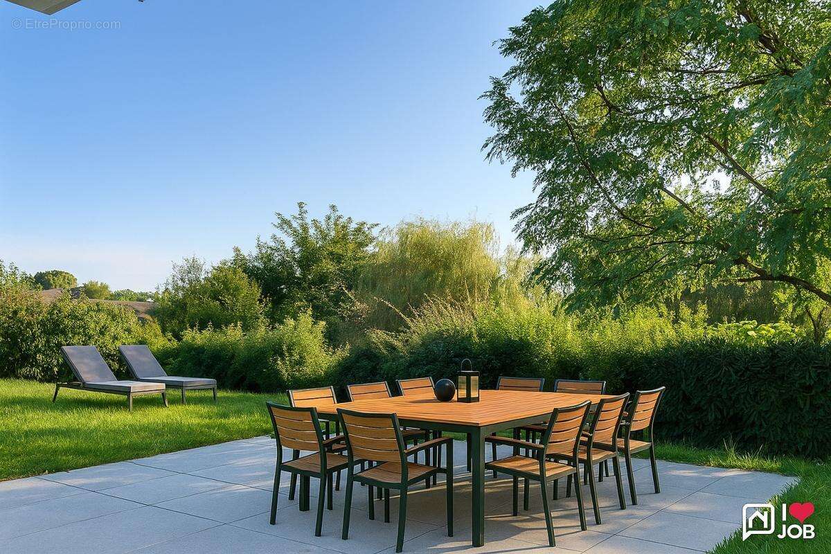 Maison à BRISON-SAINT-INNOCENT