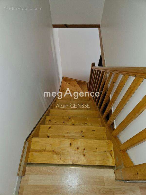 Maison à SAINT-JEAN-D&#039;ANGELY