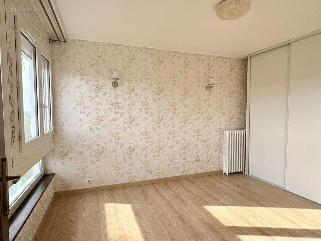 Appartement à RUEIL-MALMAISON