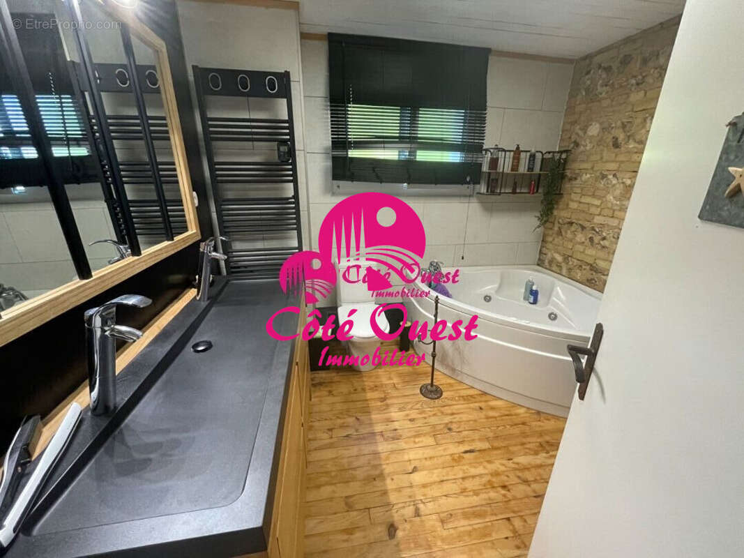 Maison à SAINT-MARTIN-DU-MANOIR