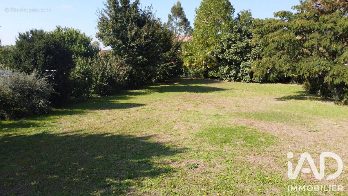 Photo 1 - Terrain à LUZINAY